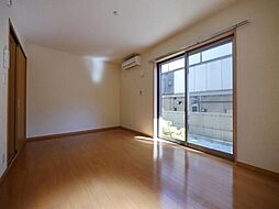 Ｍ’ｓ Cｏｍｆｏｒｔ 202 2階1Kのリビング/ダイニング