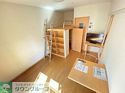 レオパレスリバーサイド西水元II 3階1Kのリビング/ダイニング