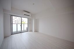 ART APARTMENT　IN　TOKYO NORTH 4階ワンルームのリビング/ダイニング