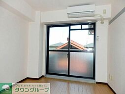 リーフガーデン 202 2階1Kのリビング/ダイニング