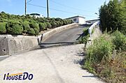 物件の陽当りや通風・仕様設備やお部屋の大きさの比較、近隣・周辺環境や街並みなど、資料には掲載していない情報が現地にはたくさんあります。　是非ご確認ください。