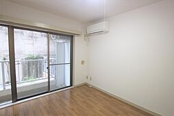 みらべる若木 102 1階1Kのリビング/ダイニング