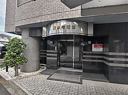 4 / 7