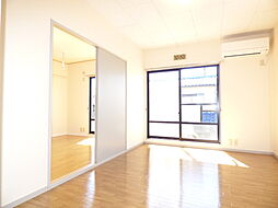 クレストＮＣ 201 2階2DKのリビング/ダイニング