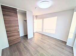 グランメゾンIII 302 3階1Kのリビング/ダイニング