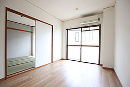 ビラ・トレンディ 203 2階2DKのリビング/ダイニング