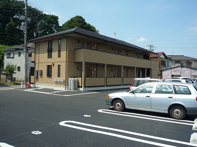 6 / 11