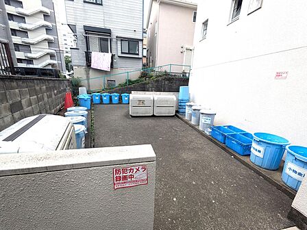 敷地内ゴミ置場