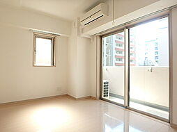 ラ　ルーチェ　横濱　（Ｌａ　Ｌｕｃｅ　横濱） 401 4階1Kのリビング/ダイニング