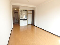 ラフィーネ・レジデンス川口 303 3階ワンルームのリビング/ダイニング