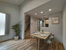 西武新宿線 狭山市駅 徒歩7分の賃貸テラスハウス 1階3LDKのリビング/ダイニング