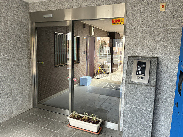 エントランス