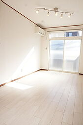 JR仙山線 北仙台駅 バス15分 桜ケ丘四丁目下車 徒歩5分の賃貸アパート 1階ワンルームのリビング/ダイニング