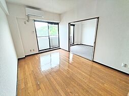 エクセルシオール北村 703 7階2DKのリビング/ダイニング