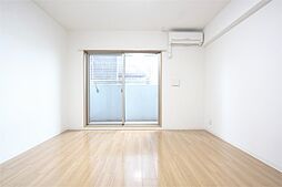 Ｍａｙｆａｉｒ　ｃｅｎｔｅｒ　ｓｑｕａｒｅ 105 1階1Kのリビング/ダイニング