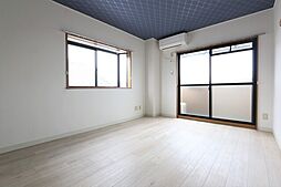 伊予鉄道横河原線 いよ立花駅 徒歩5分の賃貸アパート 3階1Kのリビング/ダイニング