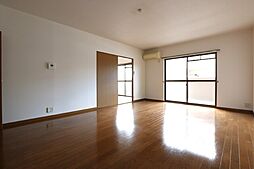 伊予鉄道横河原線 久米駅 徒歩4分の賃貸マンション 1階2LDKのリビング/ダイニング