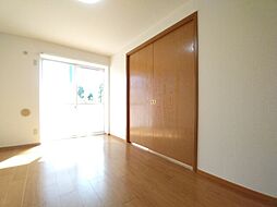 伊予鉄道横河原線 牛渕団地前駅 徒歩9分の賃貸アパート 1階2DKのリビング/ダイニング