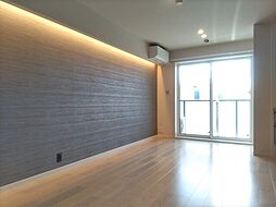 ヴィアソーレ光陽 301 3階ワンルームのリビング/ダイニング