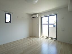 伊予鉄道郡中線 松山市駅 徒歩25分の賃貸アパート 1階ワンルームのリビング/ダイニング