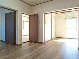 JR予讃線 伊予市駅 徒歩9分の賃貸マンション 2階2LDKのリビング/ダイニング