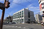 銀行