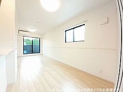 ハーベスト　II 201 2階2LDKのリビング/ダイニング