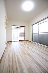 鼓舞姿館II 202 2階2DKのリビング/ダイニング