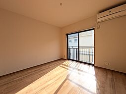 ファンハウス 210 2階1Kのリビング/ダイニング