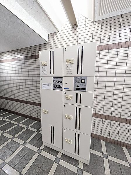 宅配ボックス