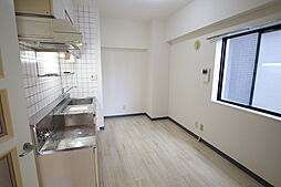 目白ロイヤルホームズ 207 2階2DKのリビング/ダイニング