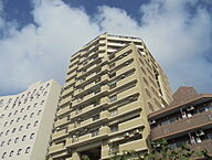 沖縄県那覇市安里2丁目8-17：物件画像／株式会社ハウスメイトショップ　那覇おもろまち店