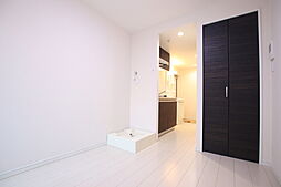 小田急小田原線 千歳船橋駅 徒歩13分の賃貸マンション 1階ワンルームのリビング/ダイニング