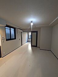 JR山手線 高田馬場駅 徒歩10分の賃貸マンション 1階1LDKのリビング/ダイニング