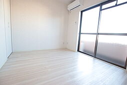 JR常磐線 綾瀬駅 徒歩7分の賃貸マンション 3階1Kのリビング/ダイニング