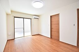 東名ファミリア 103 1階2LDKのリビング/ダイニング