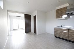 南海線 石津川駅 徒歩8分の賃貸アパート 3階1LDKのリビング/ダイニング