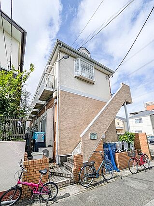 温かみのある外...