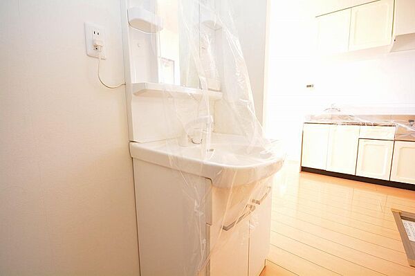 apartment 群馬県桐生市広沢町間ノ島200-12
広沢町間ノ島の賃貸情報を見る
物件地図