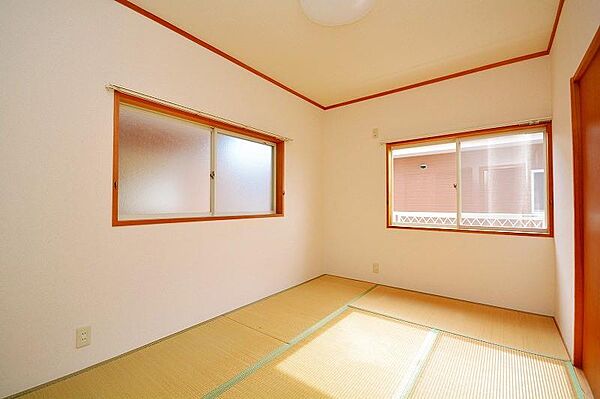 apartment 群馬県みどり市笠懸町鹿4262-21
笠懸町鹿の賃貸情報を見る
物件地図