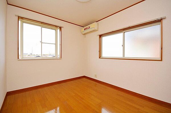 apartment 群馬県みどり市笠懸町鹿4262-21
笠懸町鹿の賃貸情報を見る
物件地図