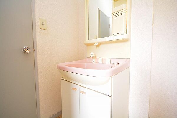 apartment 群馬県みどり市笠懸町阿左美534-4
笠懸町阿左美の賃貸情報を見る
物件地図