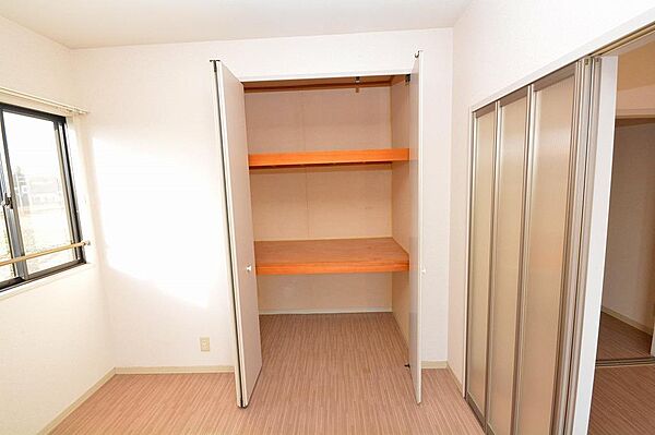 apartment 群馬県みどり市笠懸町鹿4004-1
笠懸町鹿の賃貸情報を見る
物件地図