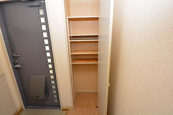 apartment 群馬県みどり市笠懸町鹿4004-1
笠懸町鹿の賃貸情報を見る
物件地図