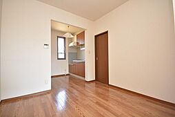 グランシード新里　Ｄ 201 2階3DKのリビング/ダイニング