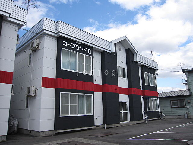 2 / 11