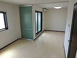 ユートロア・フジ 3階1LDKのリビング/ダイニング