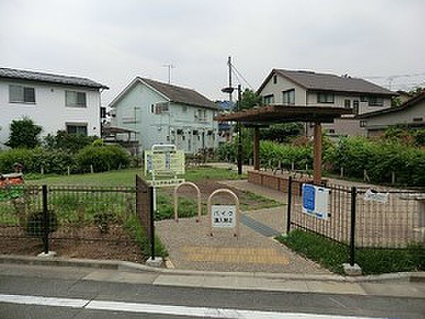 周辺を拡大表示
