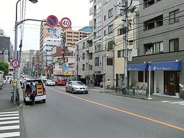 周辺を拡大表示