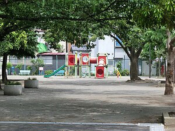 周辺を拡大表示